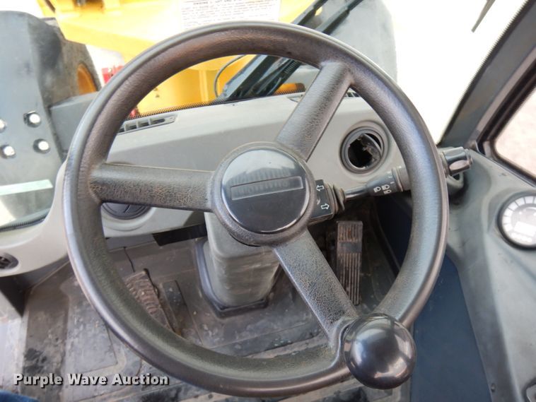 image for item IA9414 2015 John Deere 204K  wheel loader