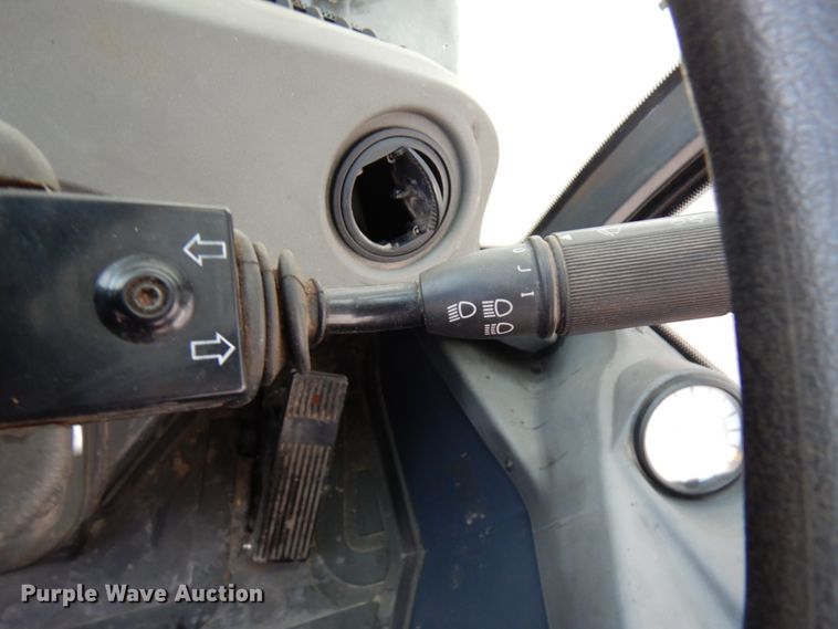 image for item IA9414 2015 John Deere 204K  wheel loader