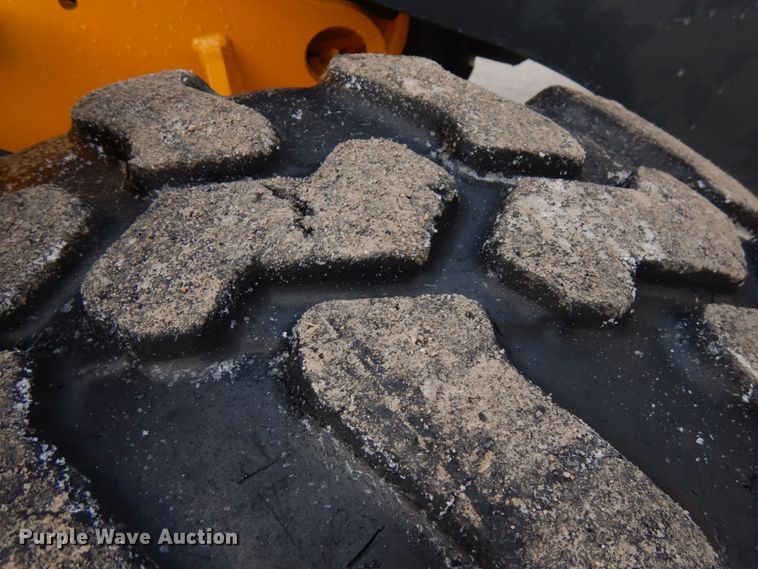 image for item IA9414 2015 John Deere 204K  wheel loader