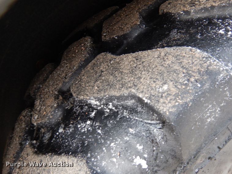 image for item IA9414 2015 John Deere 204K  wheel loader