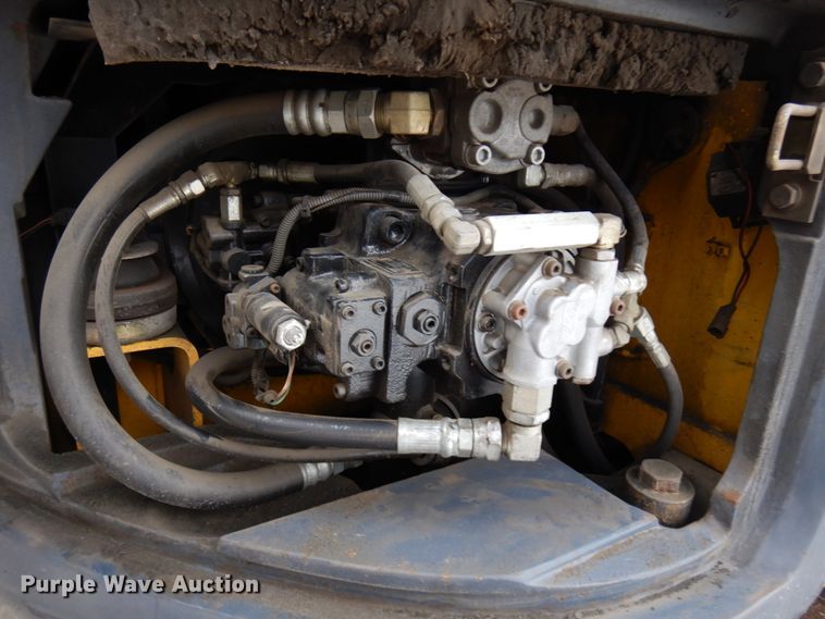 image for item IA9425 2008 Kobelco SK140SRLC excavator