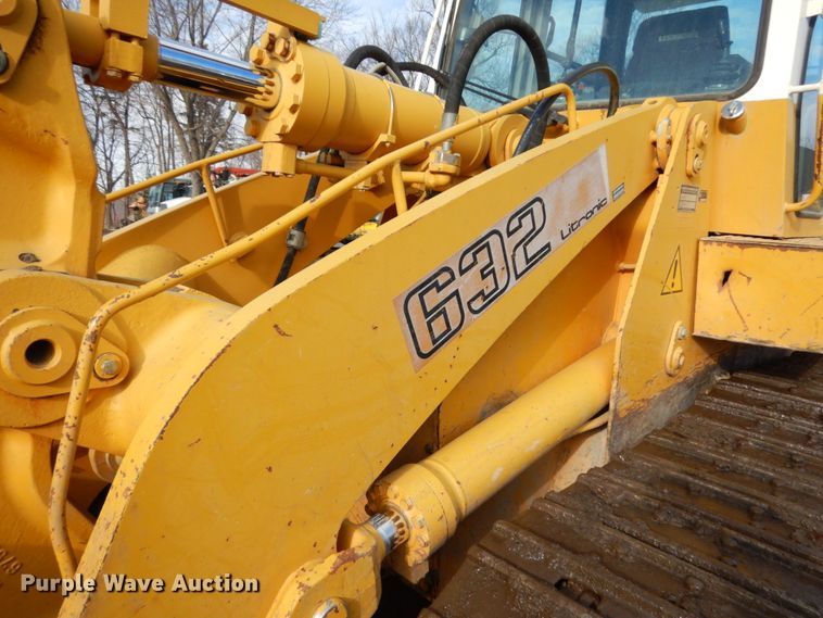 image for item IA9429 2000 Liebherr-America LR632  track loader