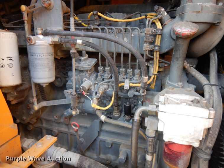 image for item IA9429 2000 Liebherr-America LR632  track loader