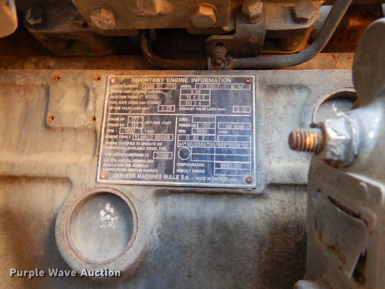 image for item IA9429 2000 Liebherr-America LR632  track loader