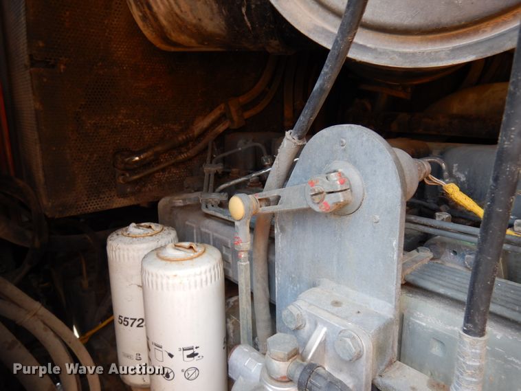 image for item IA9429 2000 Liebherr-America LR632  track loader