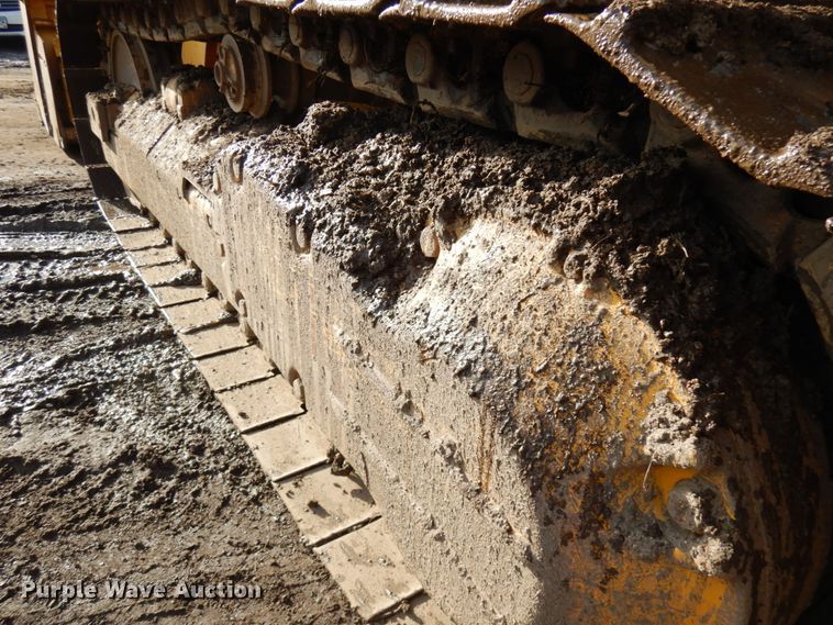 image for item IA9429 2000 Liebherr-America LR632  track loader