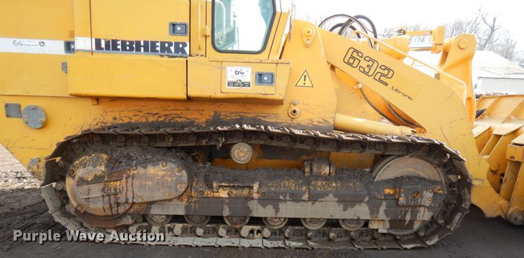 image for item IA9429 2000 Liebherr-America LR632  track loader