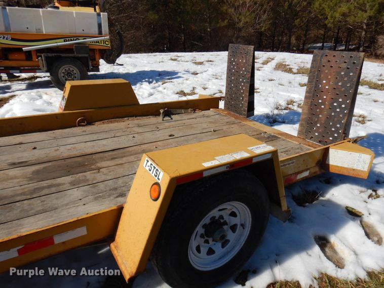 image for item IA9431 2007 Towmaster utility trailer