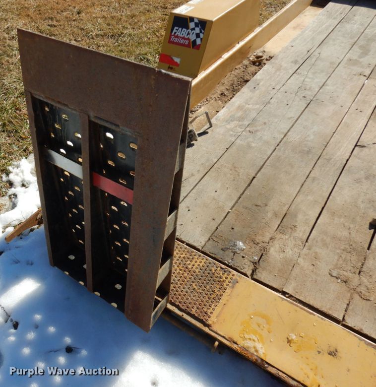 image for item IA9431 2007 Towmaster utility trailer