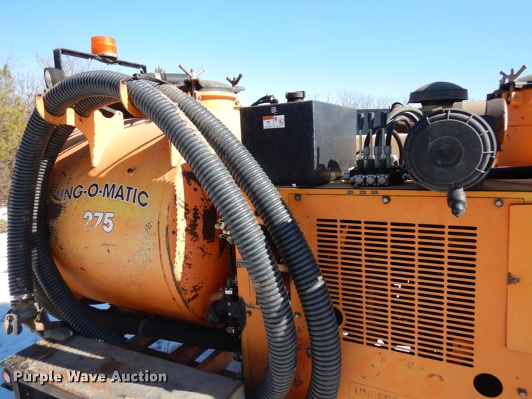 image for item IA9432 2007 Ring-o-matic 275  vacuum excavator