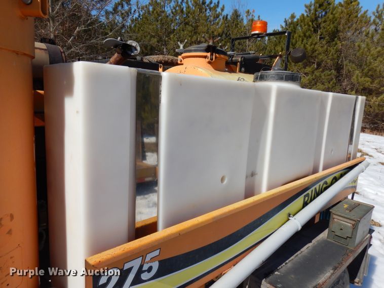 image for item IA9432 2007 Ring-o-matic 275  vacuum excavator