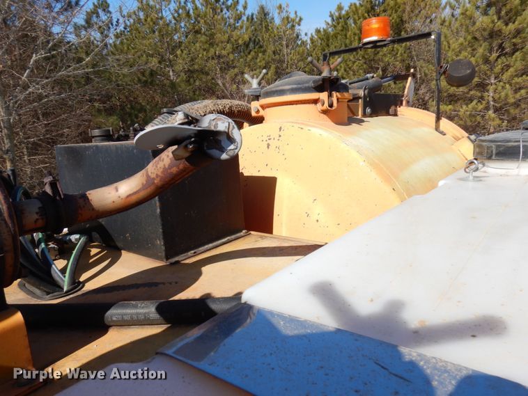 image for item IA9432 2007 Ring-o-matic 275  vacuum excavator