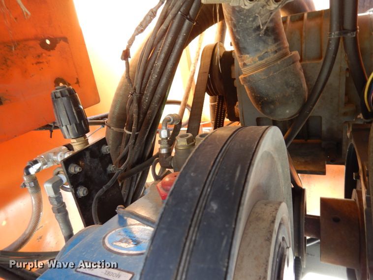 image for item IA9432 2007 Ring-o-matic 275  vacuum excavator