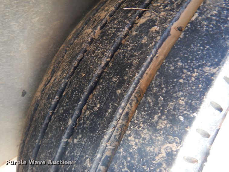 image for item IA9432 2007 Ring-o-matic 275  vacuum excavator