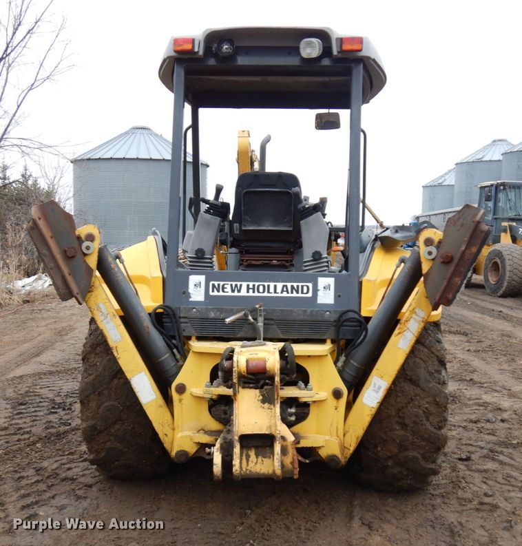 image for item IA9450 New Holland B95  backhoe