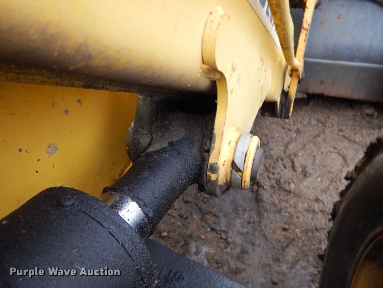 image for item IA9450 New Holland B95  backhoe