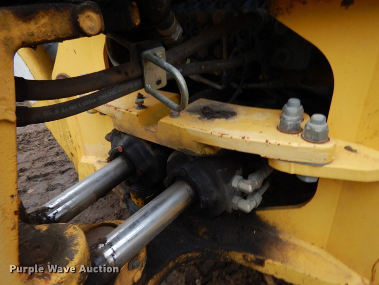 image for item IA9450 New Holland B95  backhoe