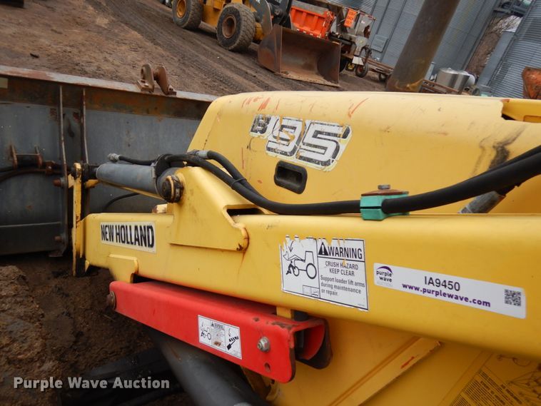 image for item IA9450 New Holland B95  backhoe