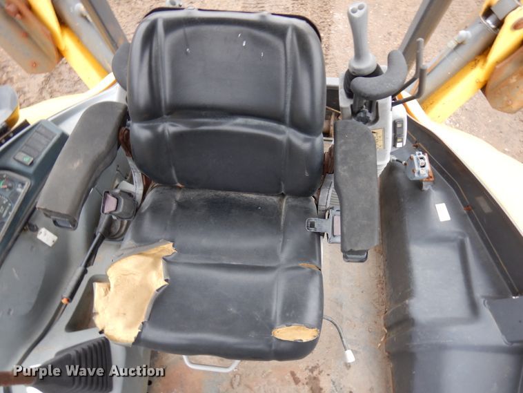 image for item IA9450 New Holland B95  backhoe