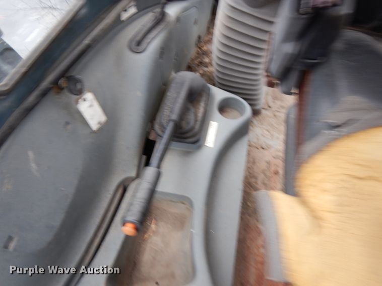 image for item IA9450 New Holland B95  backhoe