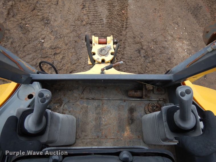 image for item IA9450 New Holland B95  backhoe