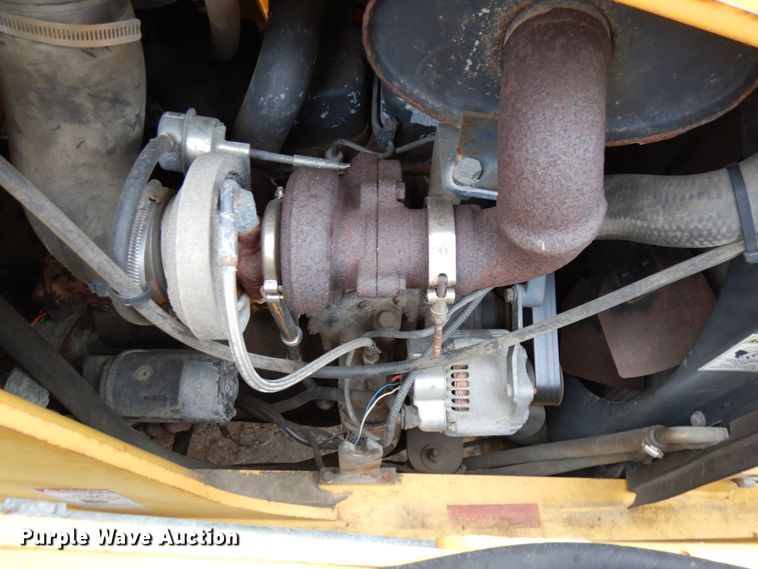 image for item IA9450 New Holland B95  backhoe