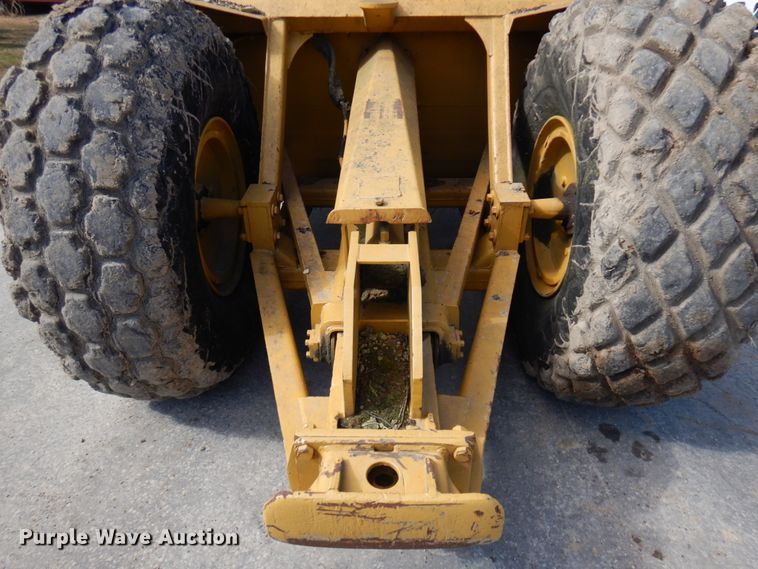 image for item IA9478 Caterpillar 70  scraper
