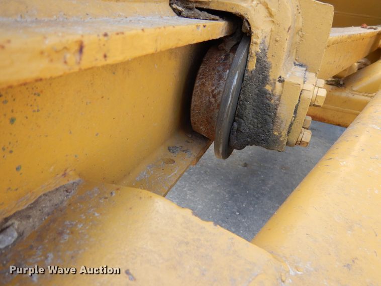 image for item IA9478 Caterpillar 70  scraper