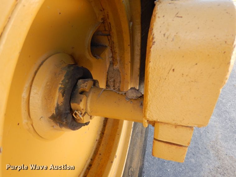 image for item IA9478 Caterpillar 70  scraper