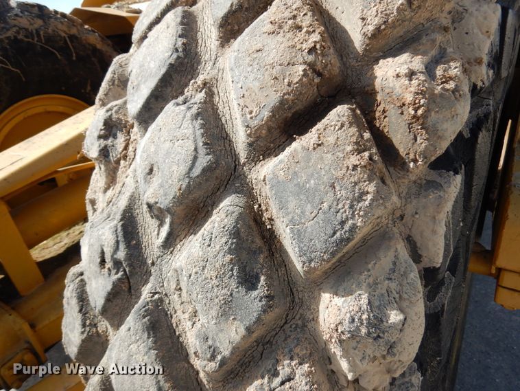 image for item IA9478 Caterpillar 70  scraper