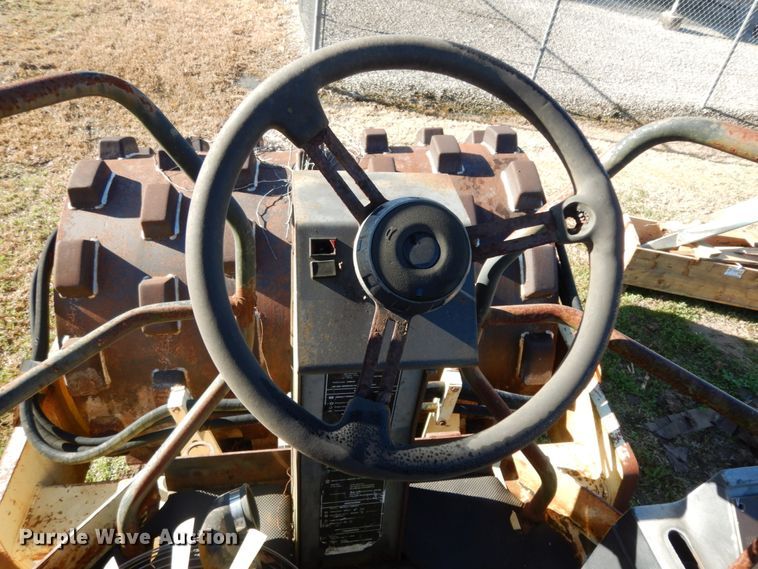 image for item ID9998 Ingersoll Rand SD-70F Pro Pac  single drum roller