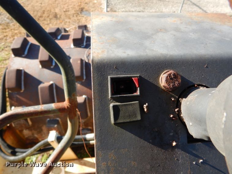 image for item ID9998 Ingersoll Rand SD-70F Pro Pac  single drum roller