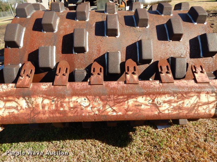 image for item ID9998 Ingersoll Rand SD-70F Pro Pac  single drum roller