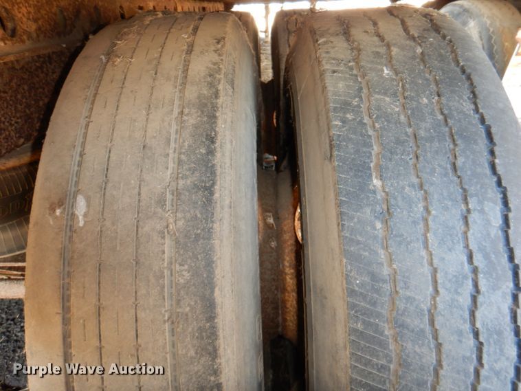 image for item II9761 1999 Great Dane dry van trailer