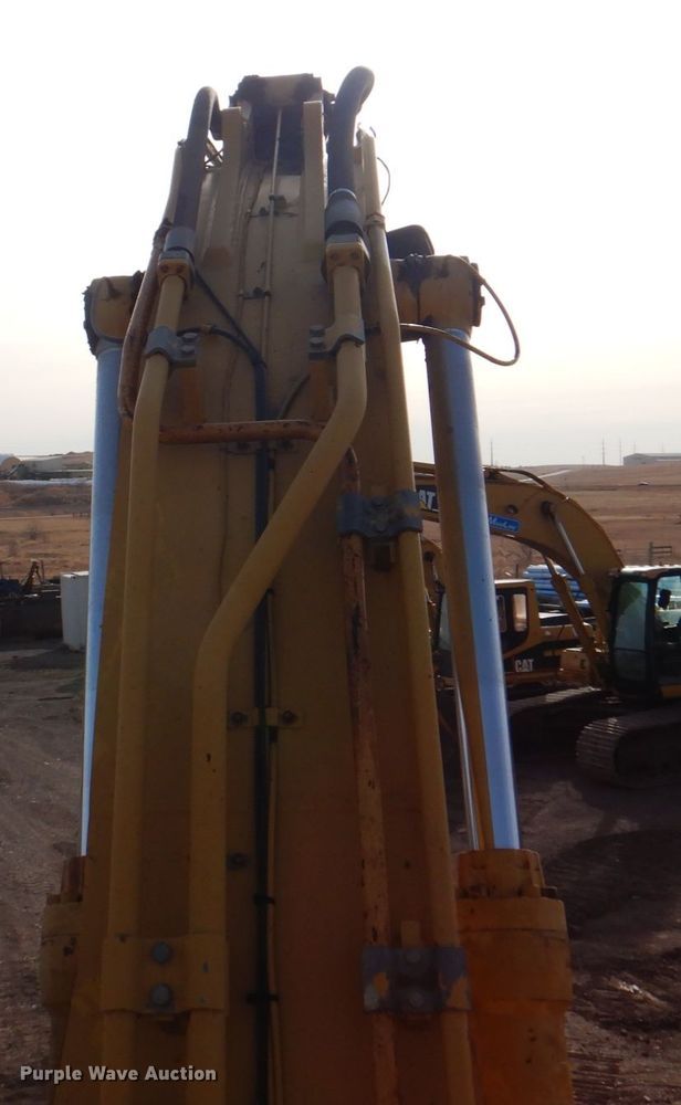 image for item IK9791 1998 Caterpillar 345B L  excavator