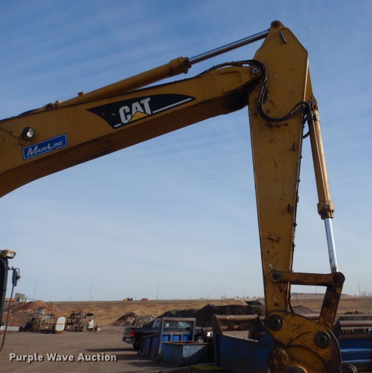 image for item IK9792 2006 Caterpillar 325CL  excavator