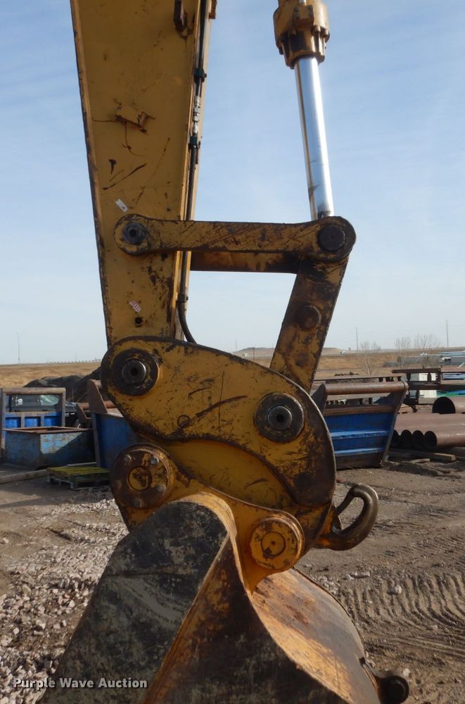 image for item IK9792 2006 Caterpillar 325CL  excavator