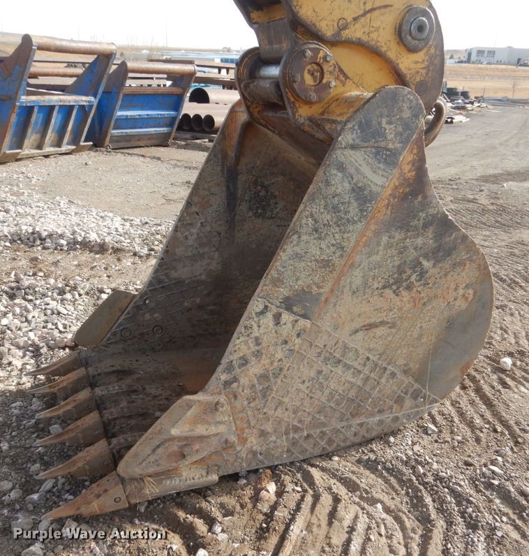 image for item IK9792 2006 Caterpillar 325CL  excavator