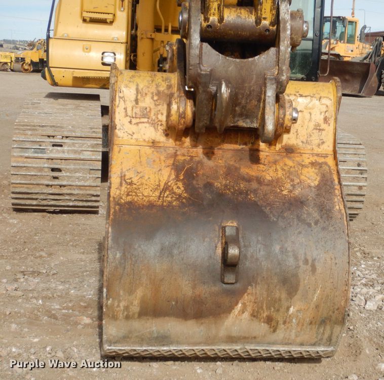 image for item IK9792 2006 Caterpillar 325CL  excavator