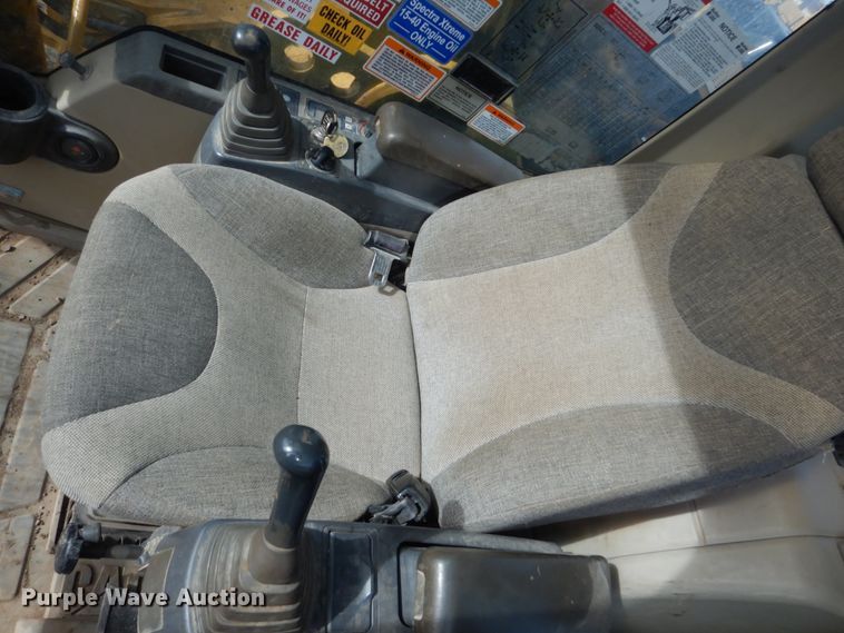 image for item IK9792 2006 Caterpillar 325CL  excavator