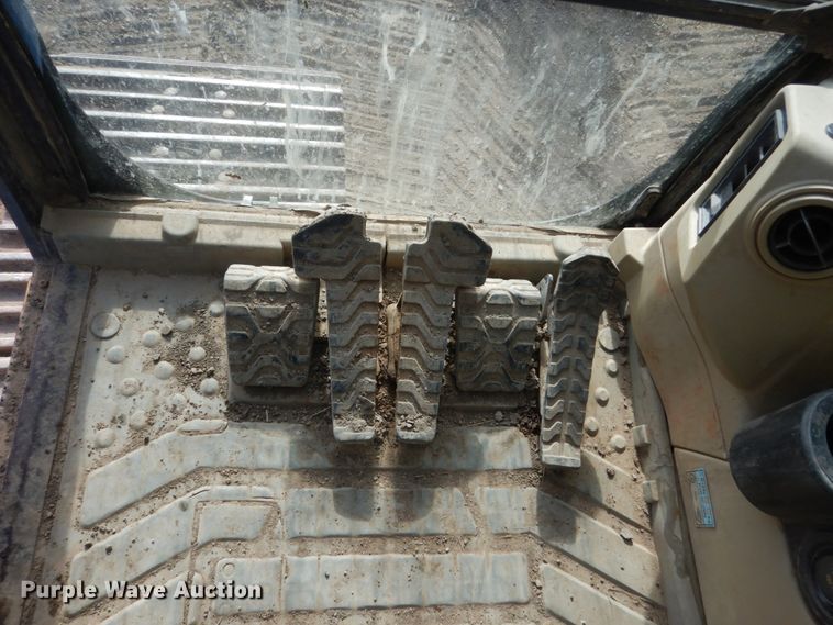 image for item IK9792 2006 Caterpillar 325CL  excavator