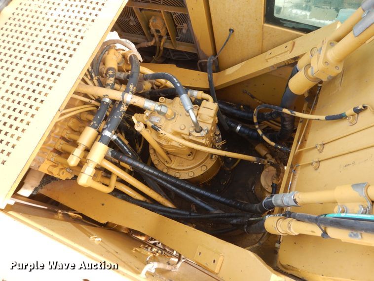 image for item IK9792 2006 Caterpillar 325CL  excavator