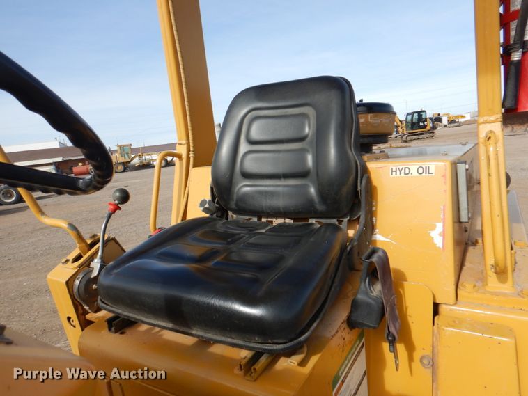 image for item IK9795 1993 Hypac C822A  single drum vibratory roller