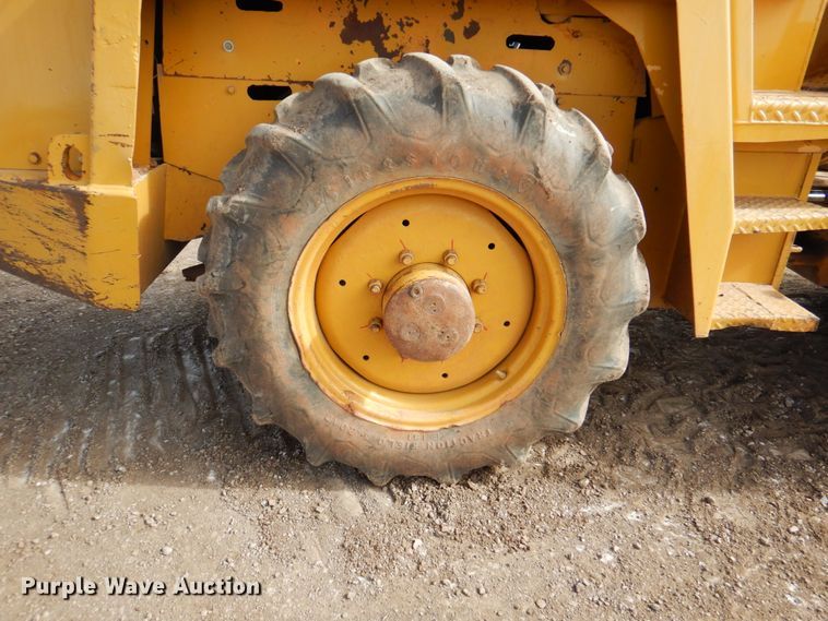 image for item IK9795 1993 Hypac C822A  single drum vibratory roller