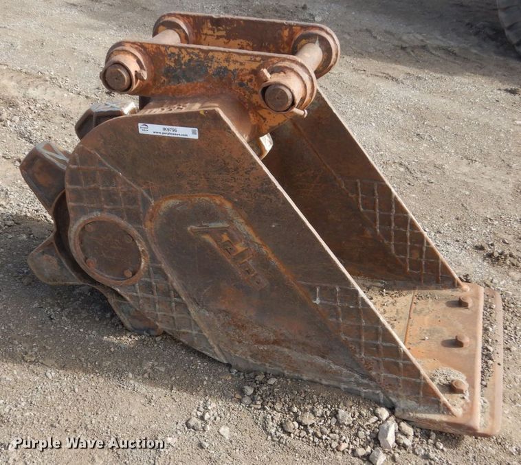 image for item IK9796 Felco  26"W excavator roller bucket