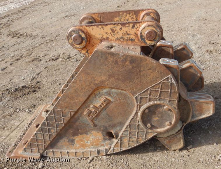 image for item IK9796 Felco  26"W excavator roller bucket