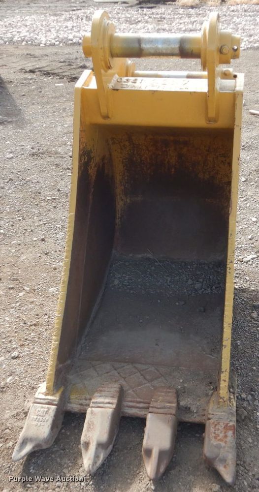 image for item IK9797 26.5"W excavator bucket