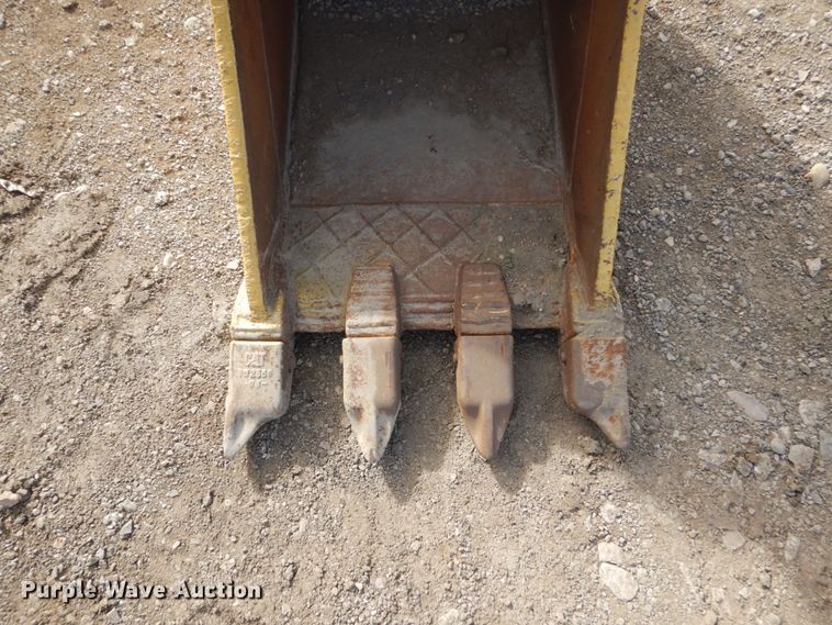 image for item IK9797 26.5"W excavator bucket
