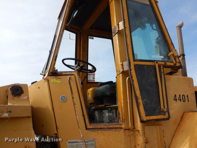 image for item IK9798 1969 Caterpillar 930  wheel loader