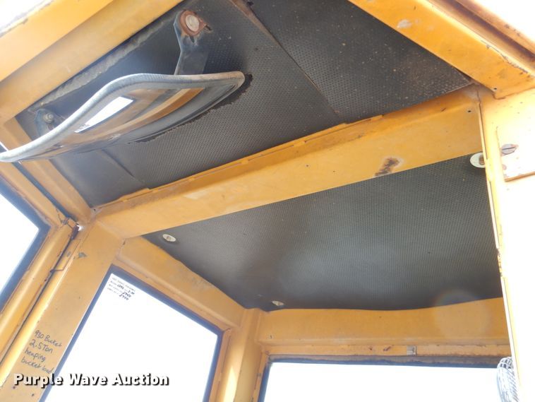 image for item IK9798 1969 Caterpillar 930  wheel loader